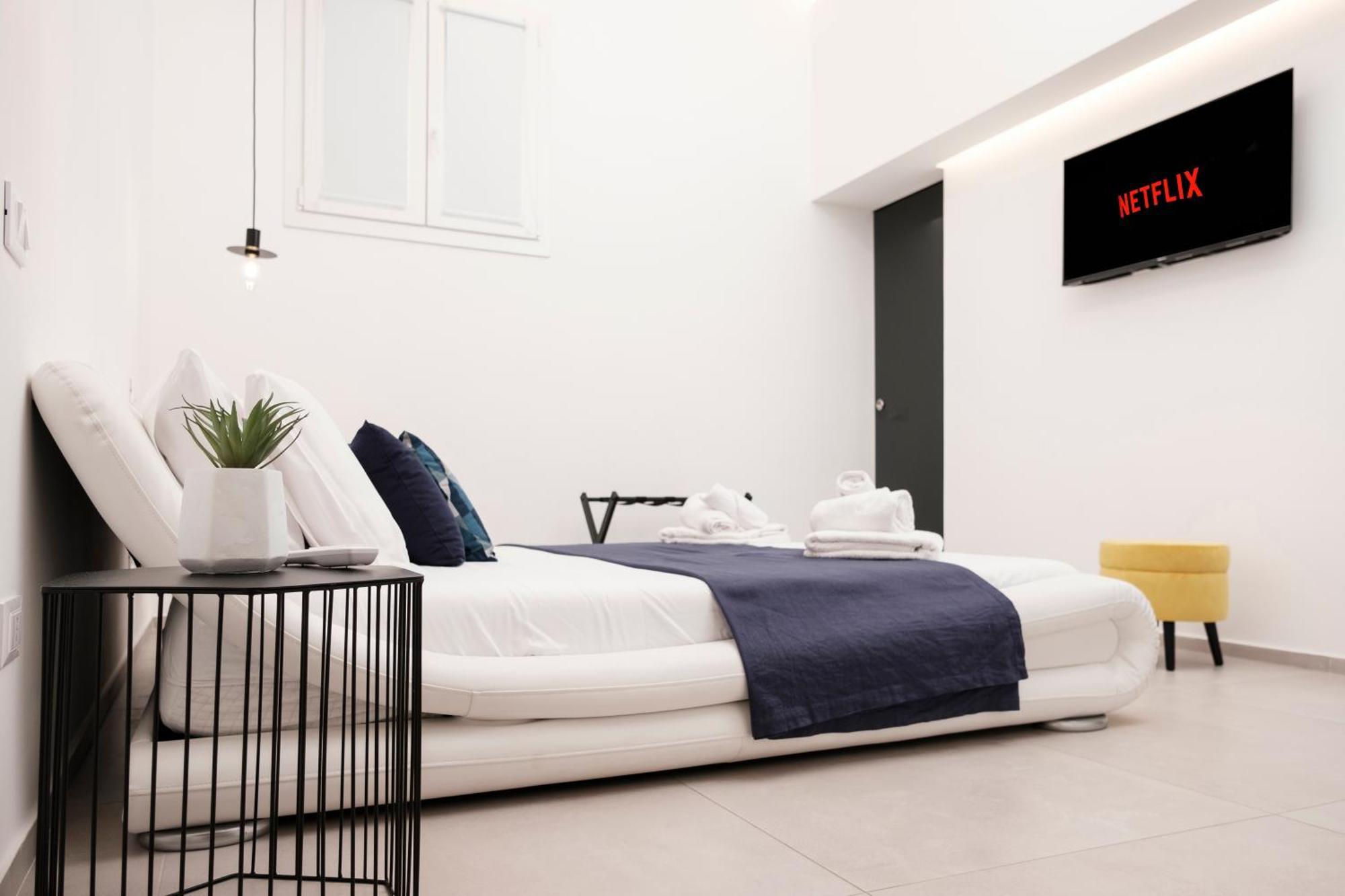 Pepoli Deluxe - Exclusive Apartment - Free Parking Trapani Eksteriør billede
