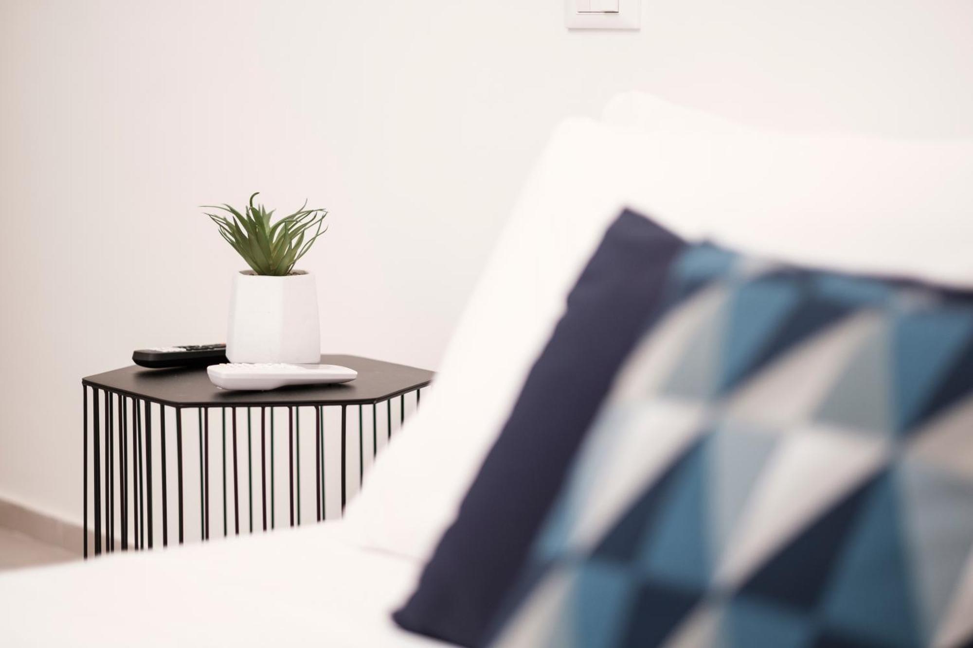 Pepoli Deluxe - Exclusive Apartment - Free Parking Trapani Eksteriør billede