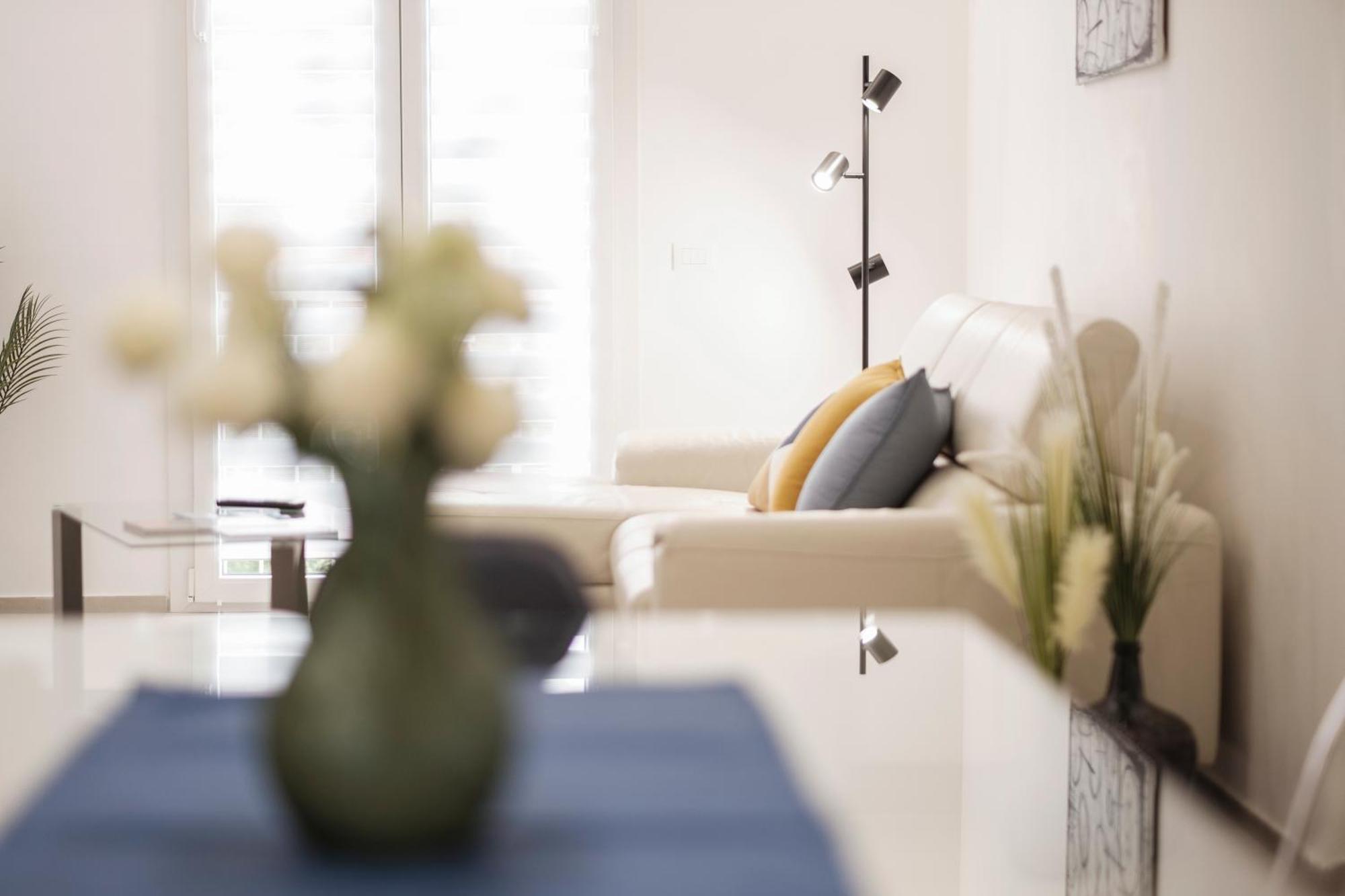 Pepoli Deluxe - Exclusive Apartment - Free Parking Trapani Eksteriør billede
