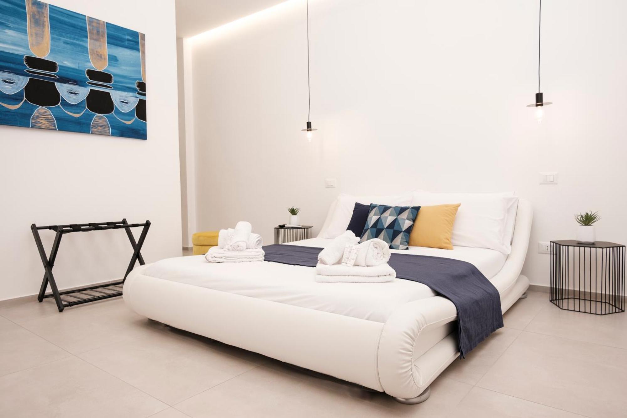 Pepoli Deluxe - Exclusive Apartment - Free Parking Trapani Eksteriør billede